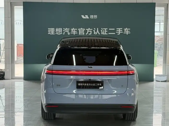 Li Auto i8 2025 Model Standard Edition – фото 3
