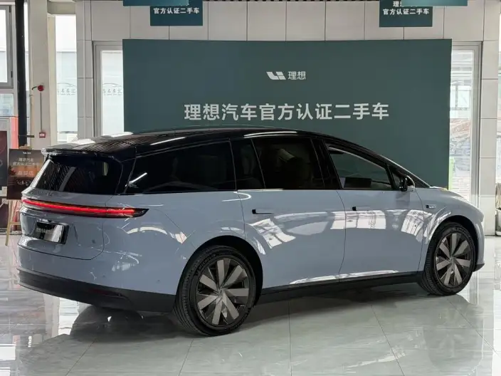 Li Auto i8 2025 Model Standard Edition – фото 4