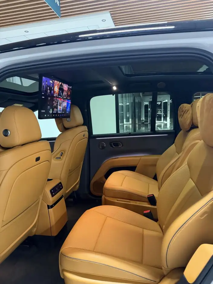 Li Auto i8 2025 Model Standard Edition – фото 8