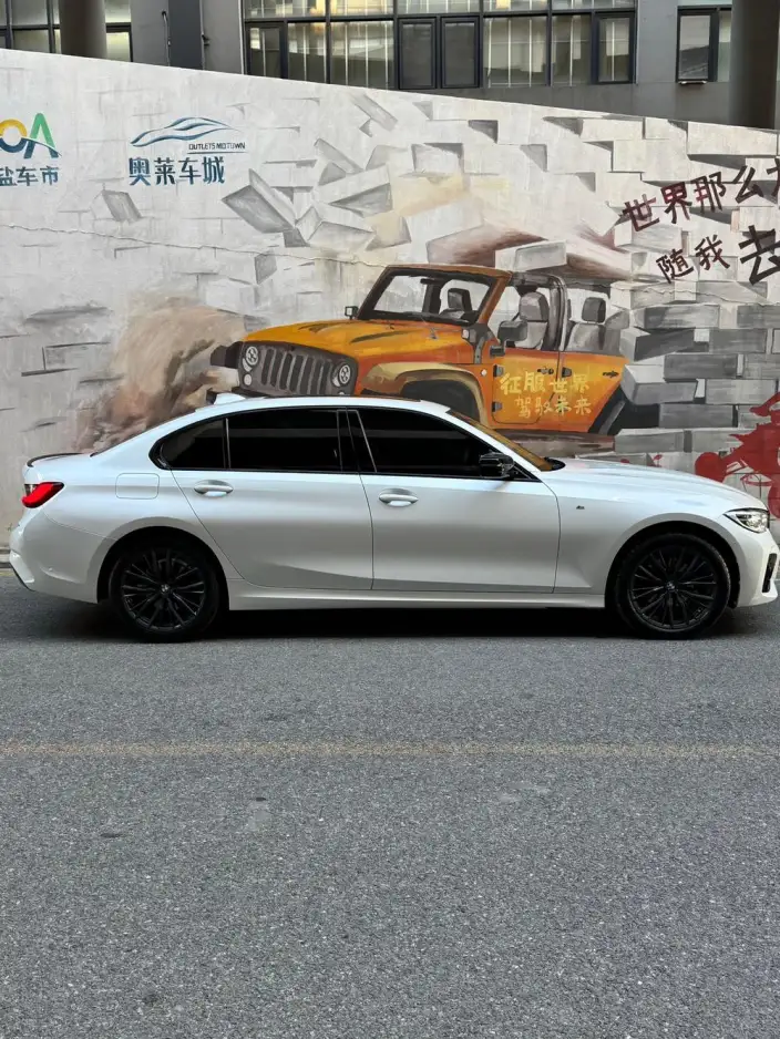 BMW 3 Series 2022 Model 325Li M Sports Night Set – фото 6