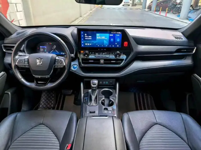 Crown Kluger 2022 Model 2.5L HEV 4WD Premium Edition – фото 6
