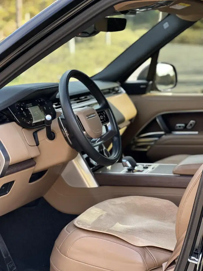 Range Rover 2023 Model Facelift 3.0 L6 400PS Shengshi Extended Edition – фото 9