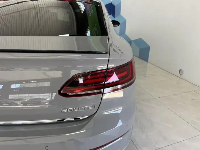 Volkswagen CC 2021 Model 380TSI Eye-catching version – фото 6