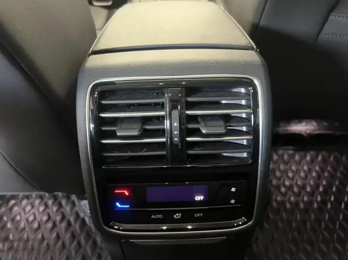Volkswagen CC 2021 Model 380TSI Eye-catching version – фото 10