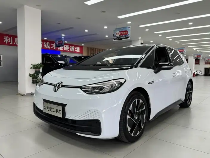 Volkswagen ID.3 2023 Model Pure Smart Edition – фото 1