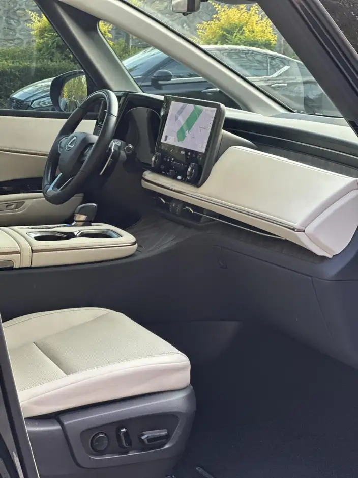 Lexus LM 2023 Model 500h DIRECT4 VI seat Respect Edition – фото 6