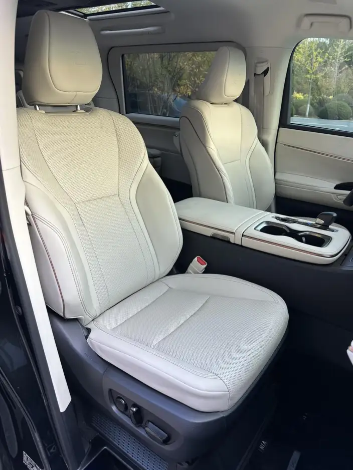 Lexus LM 2023 Model 500h DIRECT4 VI seat Respect Edition – фото 10