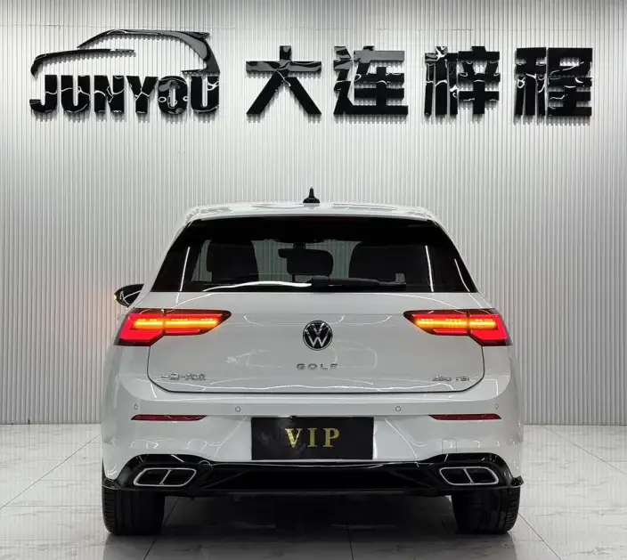Volkswagen Golf 2023 Model 280TSI DSG R-Line Lite – фото 6