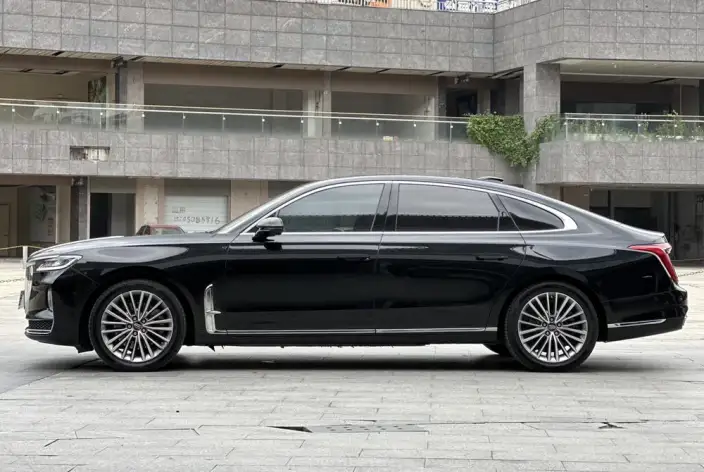 HONGQI H9 2020 Model 2.0T Smart Flag Enjoy Edition