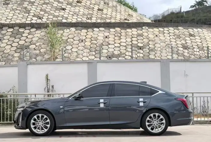 Cadillac CT5 2022 Model 28T Luxury Model Standard Edition