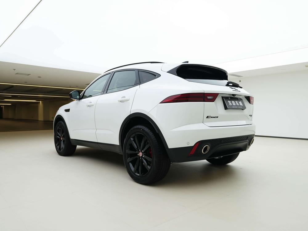 Jaguar E-PACE 2024 R-Dynamic SE Black Sport Edition – фото 5