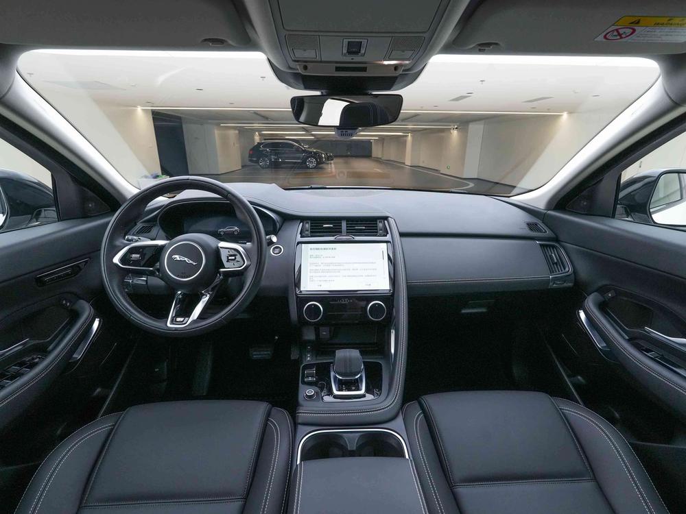 Jaguar E-PACE 2024 R-Dynamic SE Black Sport Edition – фото 11