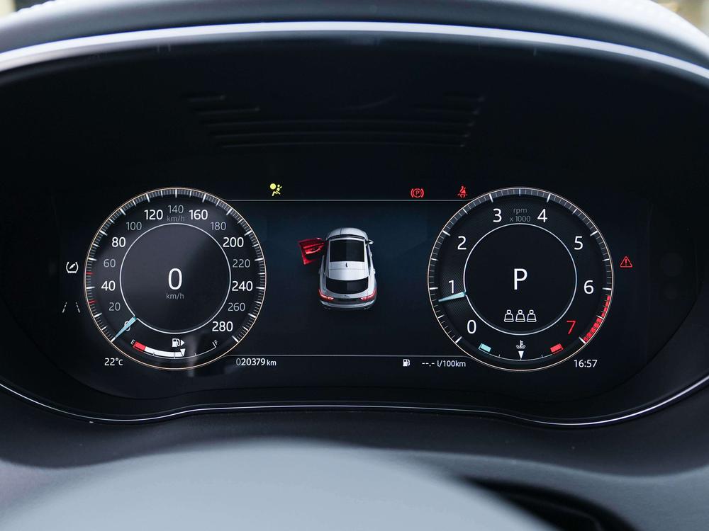 Jaguar E-PACE 2024 R-Dynamic SE Black Sport Edition – фото 13