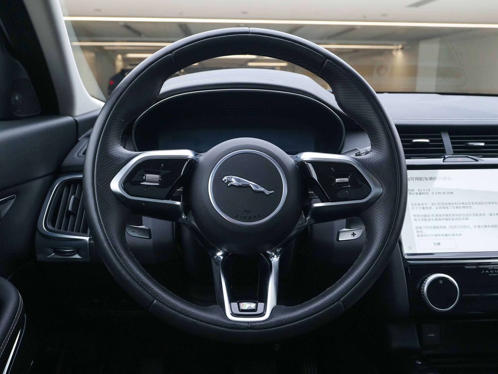 Jaguar E-PACE 2024 R-Dynamic SE Black Sport Edition – фото 14