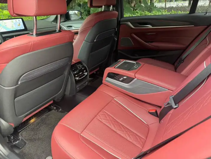 BMW 5 Series 2023 Model 530Li Exclusive Model M Sports Set – фото 9