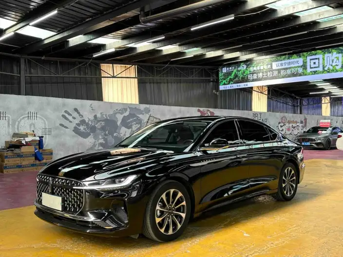 Lincoln Z 2024 Model 2.0T Zun Shang Edition – фото 1
