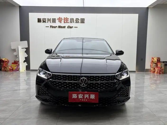 Volkswagen Lavida 2024 Model 300TSI DSG Starry Sky Leading Edition – фото 2