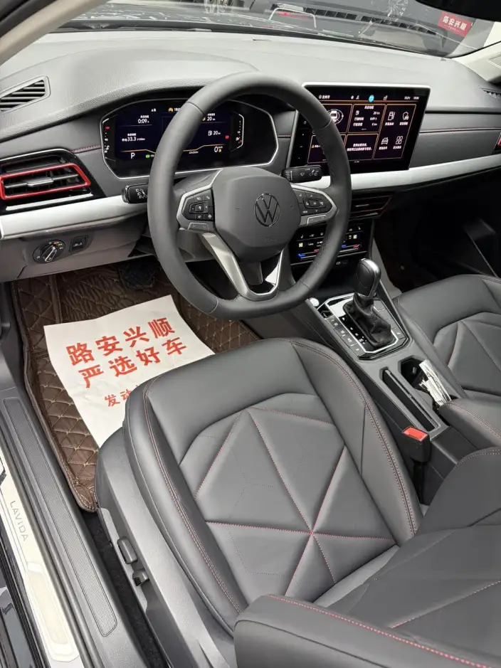 Volkswagen Lavida 2024 Model 300TSI DSG Starry Sky Leading Edition – фото 7