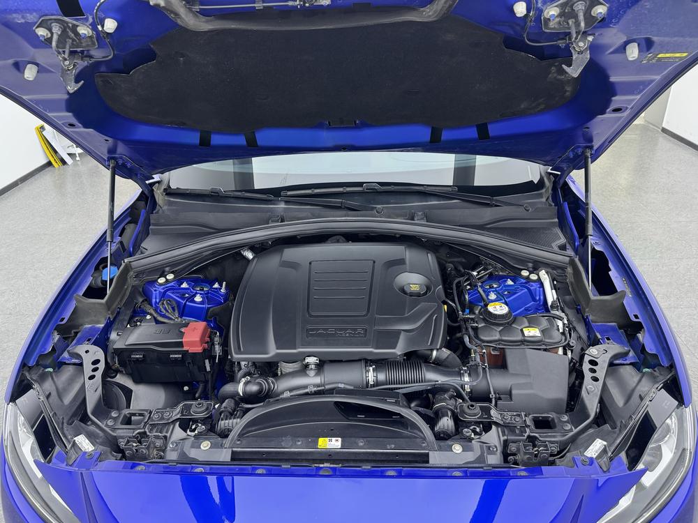 Jaguar F-PACE Модель 2020 года 2.0T 4WD Urban Exclusive Edition – фото 10