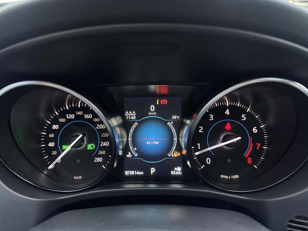 Jaguar F-PACE Модель 2020 года 2.0T 4WD Urban Exclusive Edition – фото 15