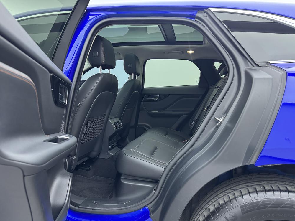 Jaguar F-PACE Модель 2020 года 2.0T 4WD Urban Exclusive Edition – фото 18