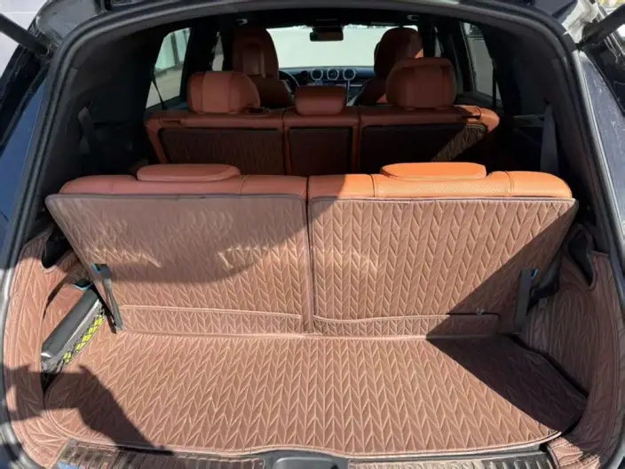 Mercedes-Benz GLC 2023 Model GLC 260 L 4MATIC Luxury Model 7 seat – фото 10