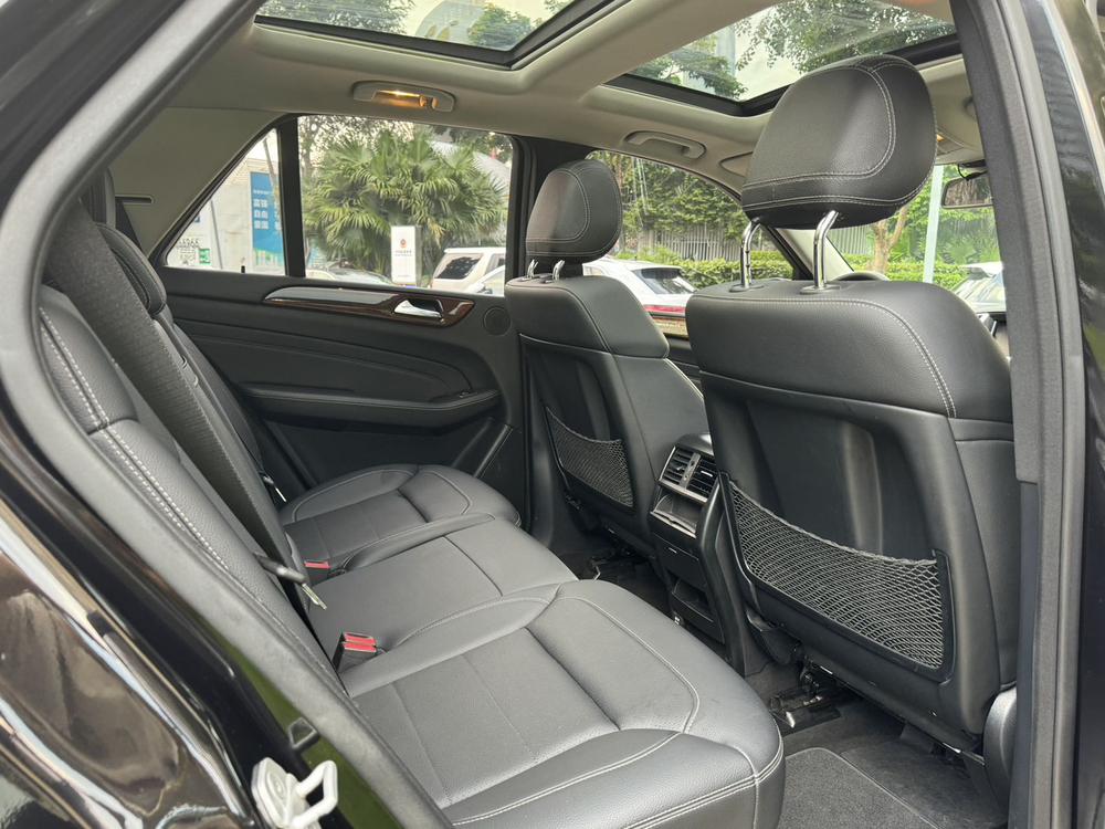 Mercedes-Benz M-Class 2015 модификация ML 400 4MATIC Dynamic – фото 19