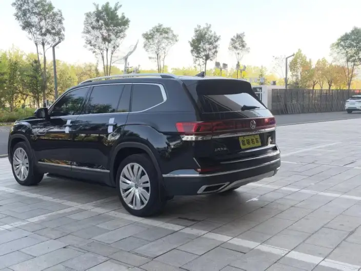 Volkswagen Teramont 2022 Model 530 V6 4WD Respect Deluxe Edition – фото 4