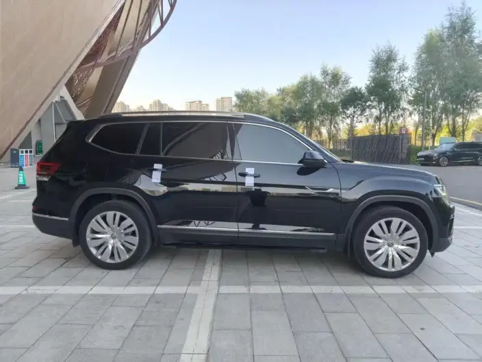Volkswagen Teramont 2022 Model 530 V6 4WD Respect Deluxe Edition – фото 7