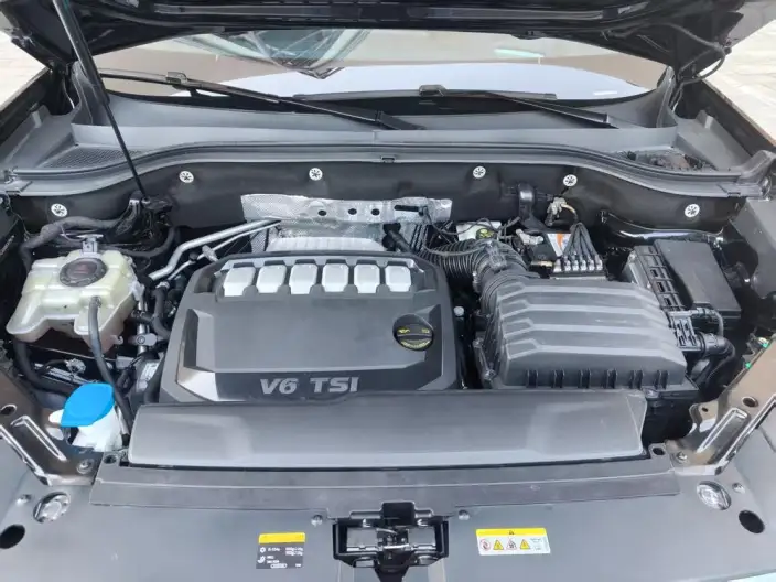 Volkswagen Teramont 2022 Model 530 V6 4WD Respect Deluxe Edition – фото 9