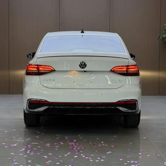 Volkswagen Lavida 2023 Model 300TSI DSG Starry Sky Manyi Edition