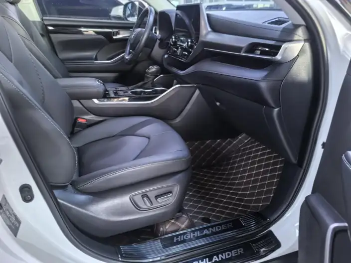 Toyota Highlander 2023 Model Hybrid 2.5L 4WD Premium Edition 7 seat – фото 5
