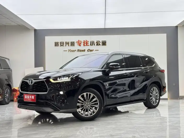 Toyota Highlander 2022 Model Hybrid 2.5L 4WD Premium Edition 7 seat