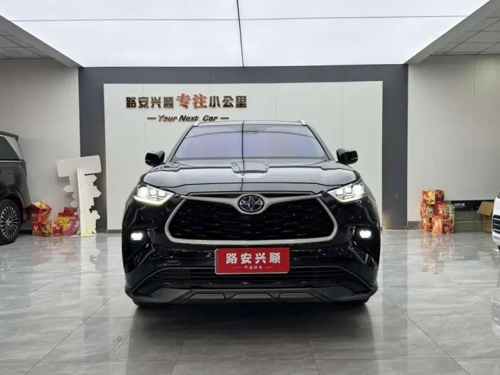 Toyota Highlander 2022 Model Hybrid 2.5L 4WD Premium Edition 7 seat