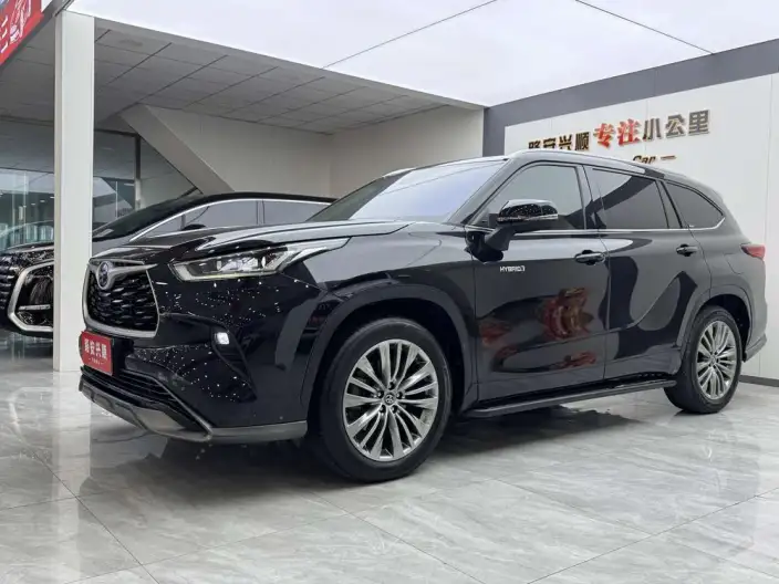 Toyota Highlander 2022 Model Hybrid 2.5L 4WD Premium Edition 7 seat – фото 7