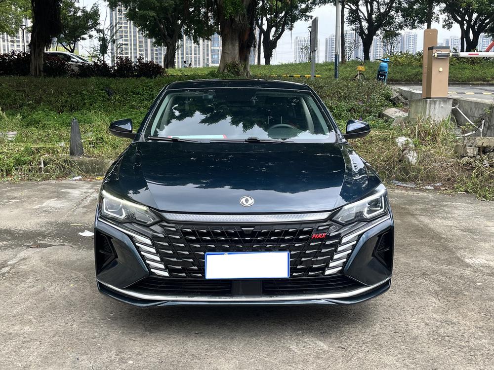 Yixuan Max 2021 1.5T Dazzling Hipster Edition – фото 2