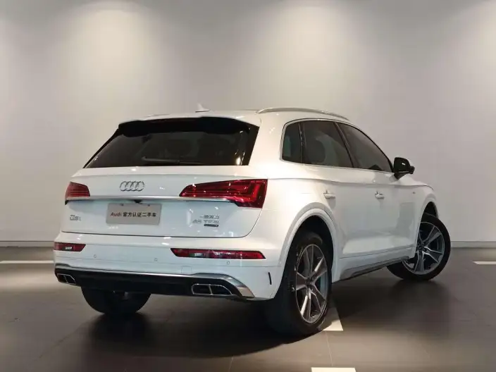 Audi Q5L 2021 Model 45 TFSI Luxury Dynamic Model