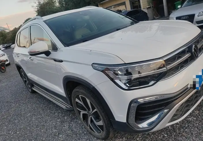 Volkswagen Tharu 2023 Model 300TSI 2WD Full Moon Edition