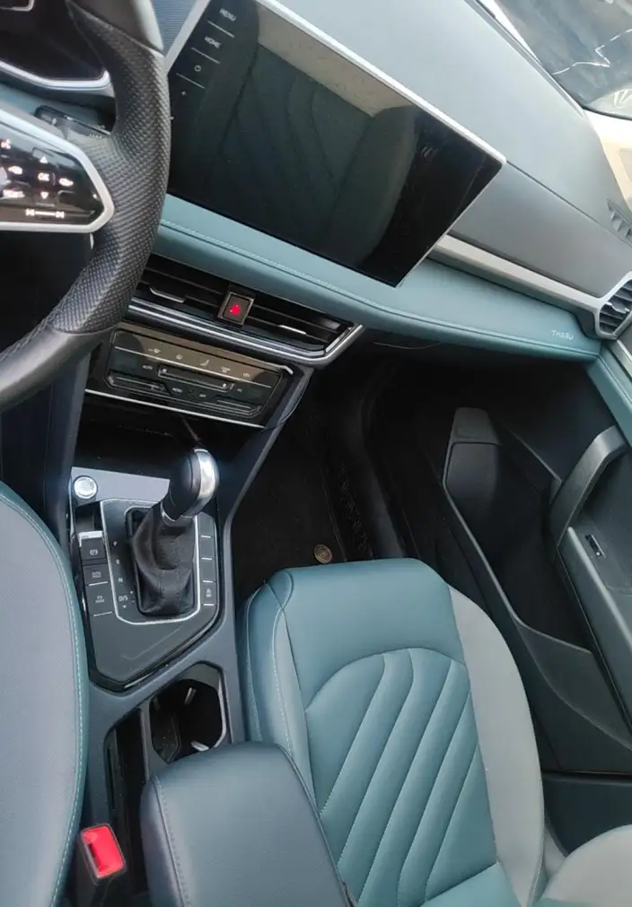 Volkswagen Tharu 2023 Model 300TSI 2WD Full Moon Edition – фото 8