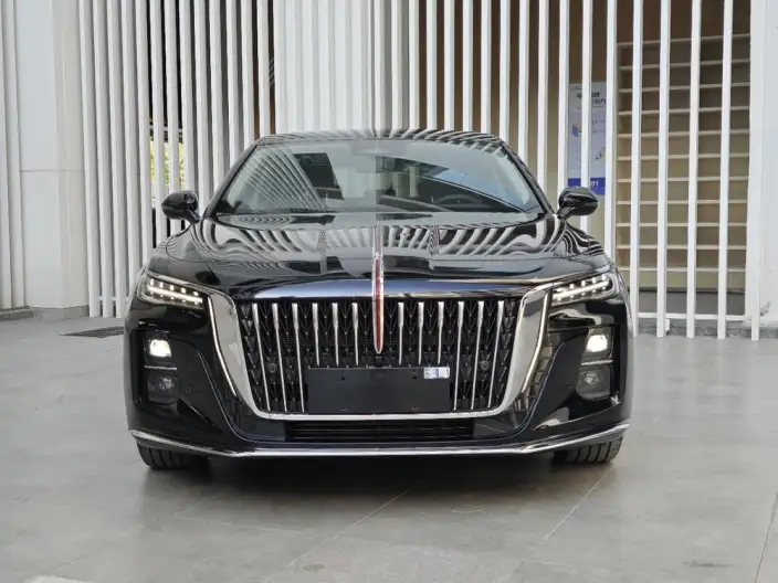 Hongqi H5 2023 Model 2.0T Automatic Smart Flag Enjoy Edition