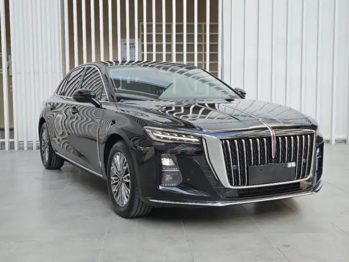 Hongqi H5 2023 Model 2.0T Automatic Smart Flag Enjoy Edition