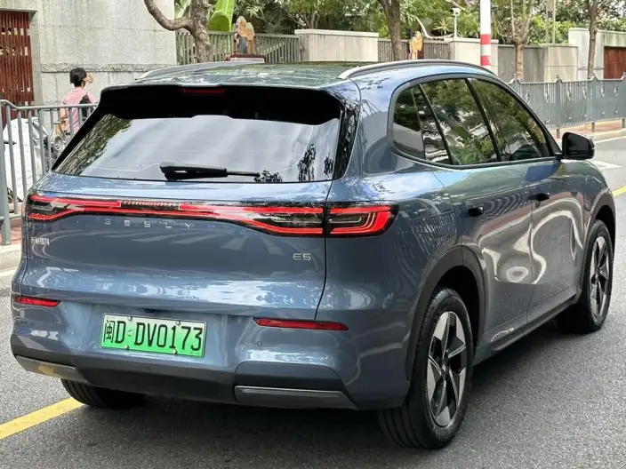 Geely Galaxy E5 2026 Model 530km Tiggo Edition – фото 6