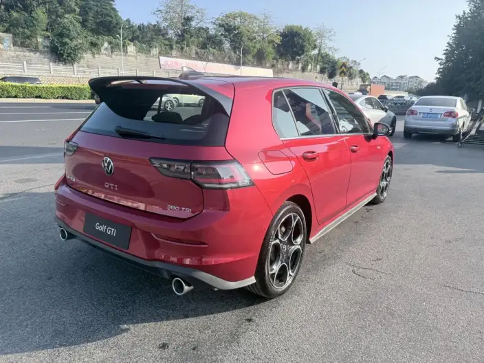 Volkswagen Golf GTI 2025 Model 380TSI DSG GTI