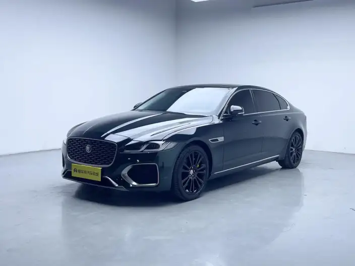Jaguar XFL 2024 Model 2.0T P250 2WD Exclusive Deluxe Edition