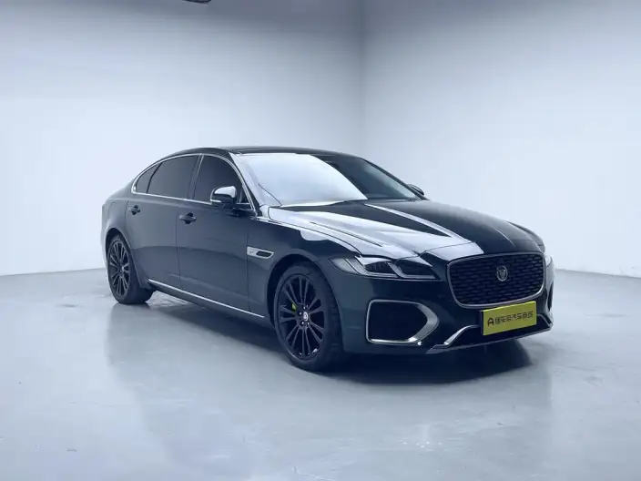 Jaguar XFL 2024 Model 2.0T P250 2WD Exclusive Deluxe Edition