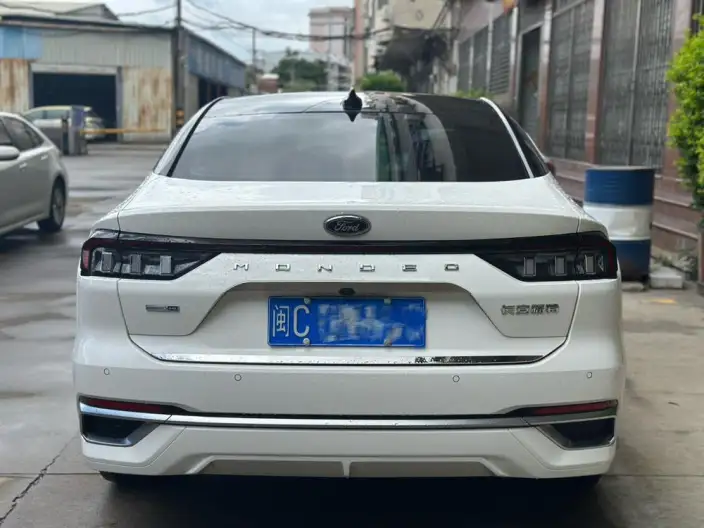 Ford Mondeo 2023 Model EcoBoost 245 Supreme Model