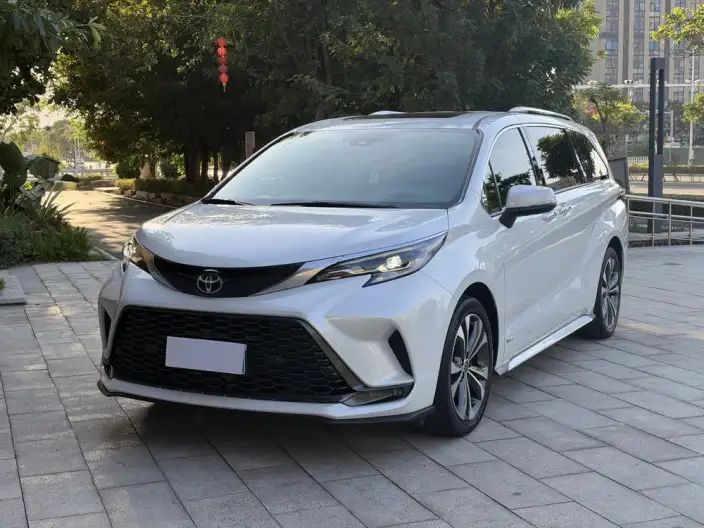 Granvia 2024 Model Intelligent Hybrid 2.5L 2WD Noble PLUS Edition