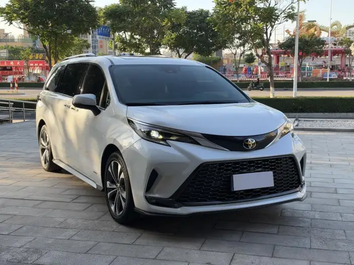 Granvia 2024 Model Intelligent Hybrid 2.5L 2WD Noble PLUS Edition