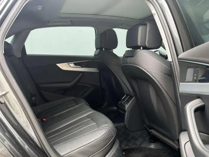 Audi A4 L 2022 Model 40 TFSI Luxury Dynamic Model – фото 8