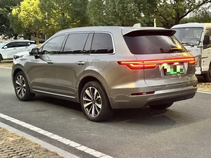 Li Auto ONE 2021 Model Extended Range 6 seat Edition